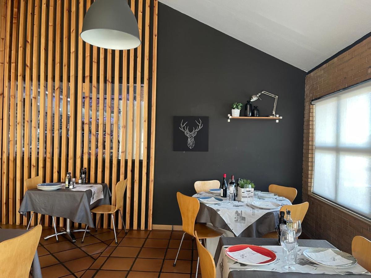 Hotel Aragon La Puebla De Alfinden Ngoại thất bức ảnh